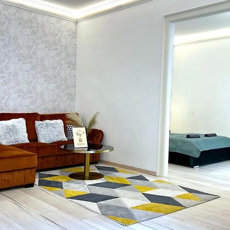 N24 Apartments By Small Home بودابست المظهر الخارجي الصورة