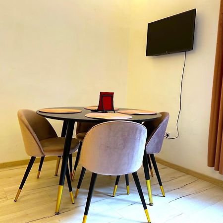 N24 Apartments By Small Home بودابست المظهر الخارجي الصورة