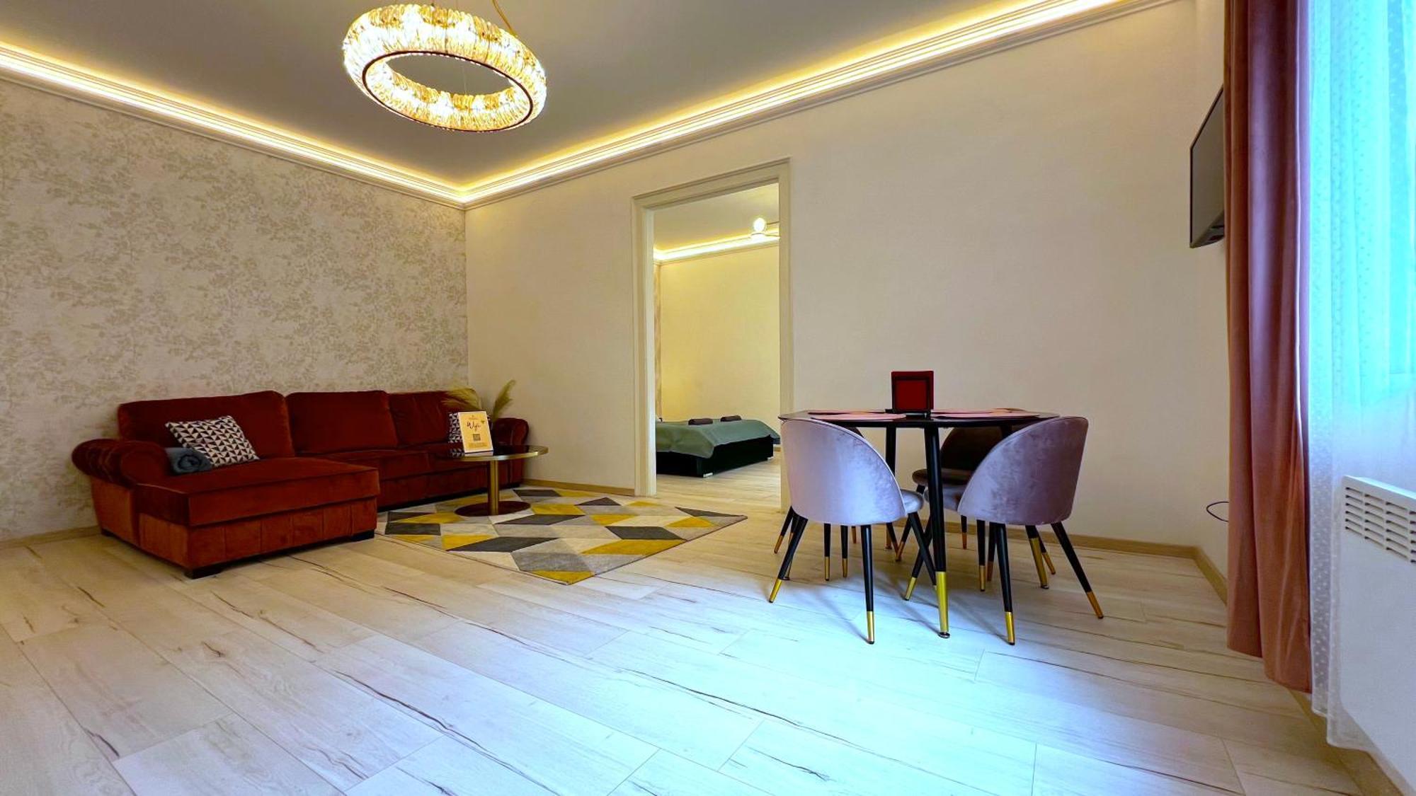N24 Apartments By Small Home بودابست المظهر الخارجي الصورة