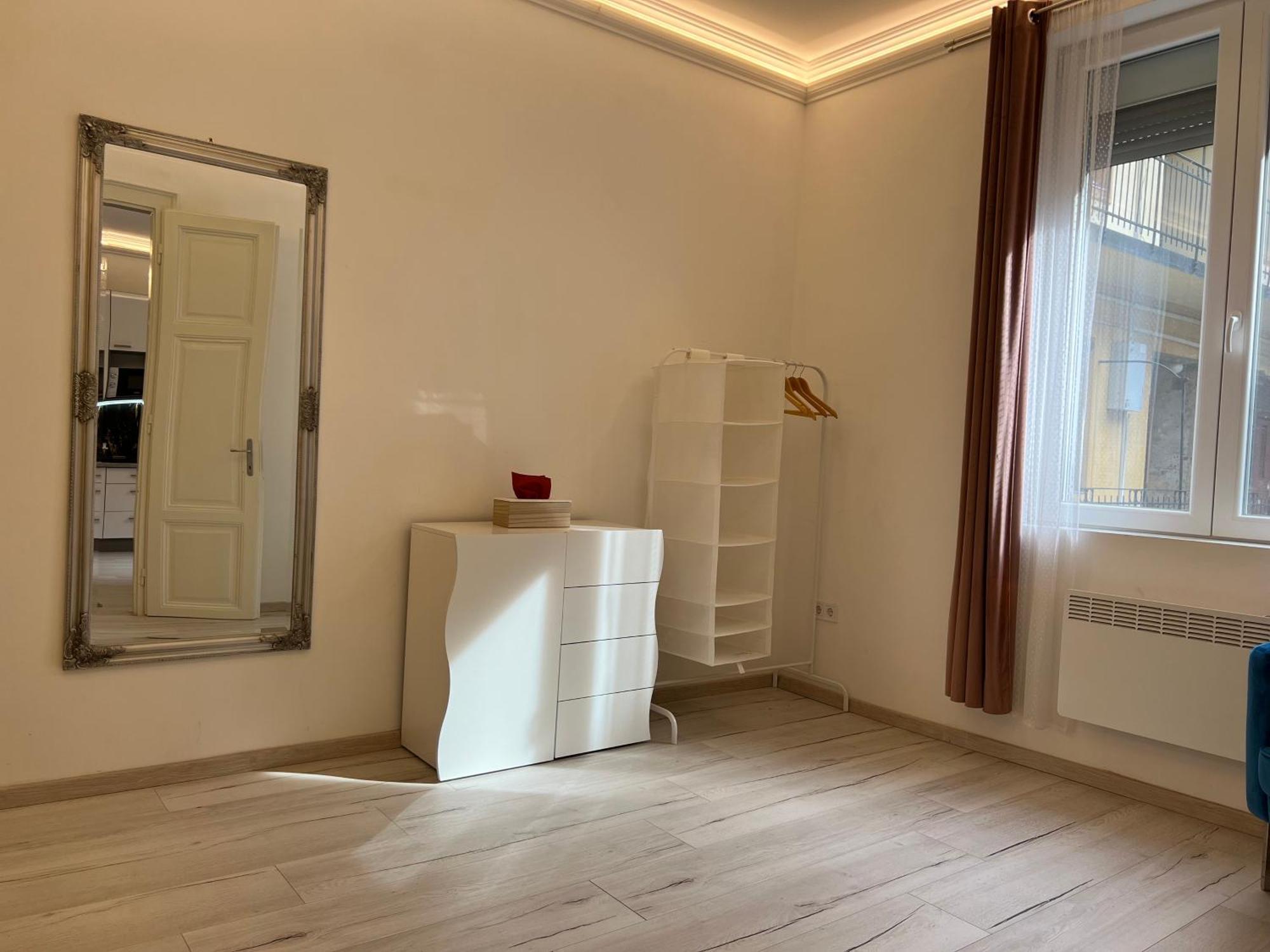 N24 Apartments By Small Home بودابست المظهر الخارجي الصورة
