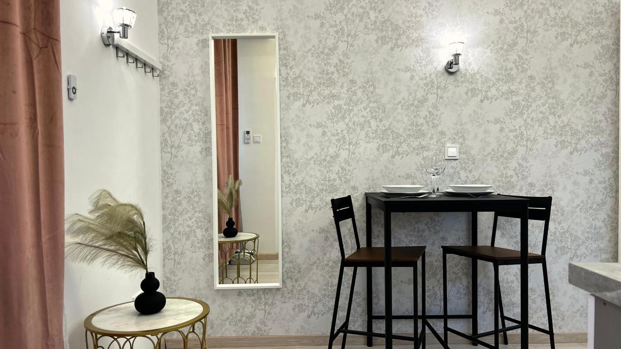 N24 Apartments By Small Home بودابست المظهر الخارجي الصورة